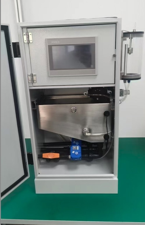 水樣預處理器內部.jpg