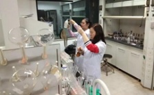  一圖一故事丨披星戴月，奔波在河道與實驗室之間的監測組